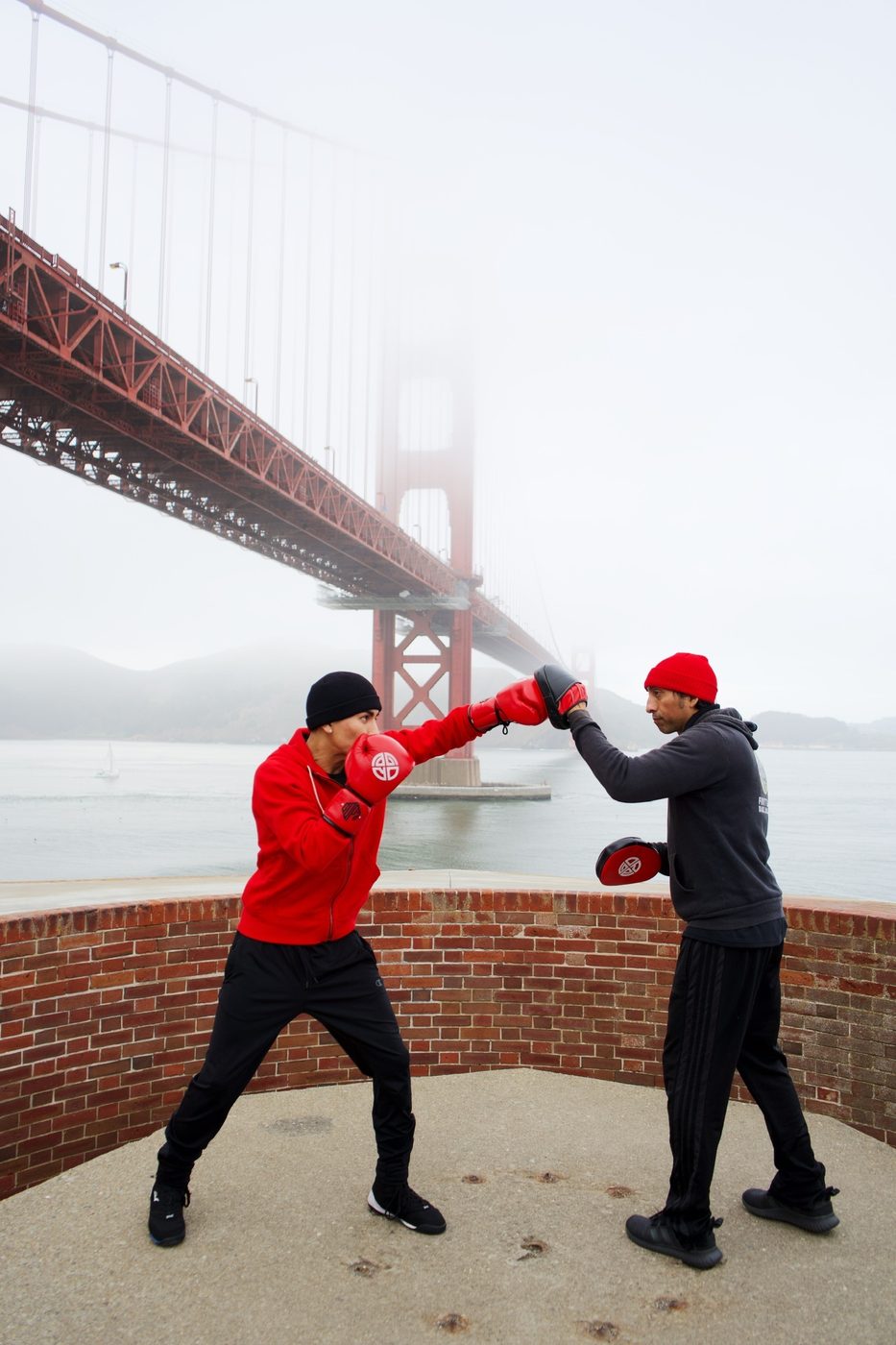 Outdoor mitt work session by the Golden Gate Bridge
